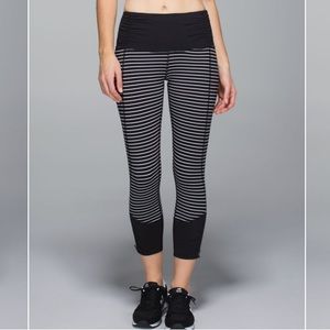 Lululemon Runday Crop Parallel Stripe Leggings Size 6
